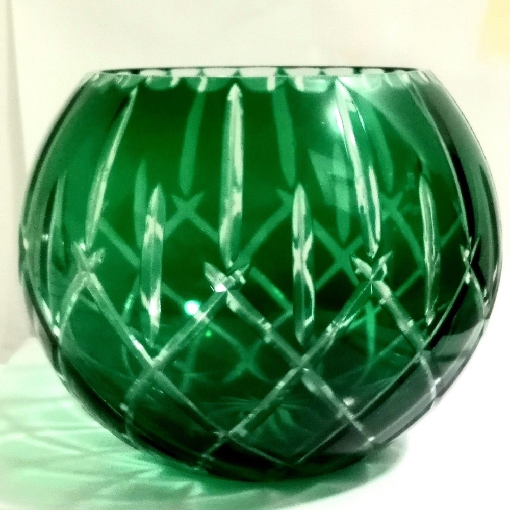 Vtg Large  Emerald Crystal cut Bowl